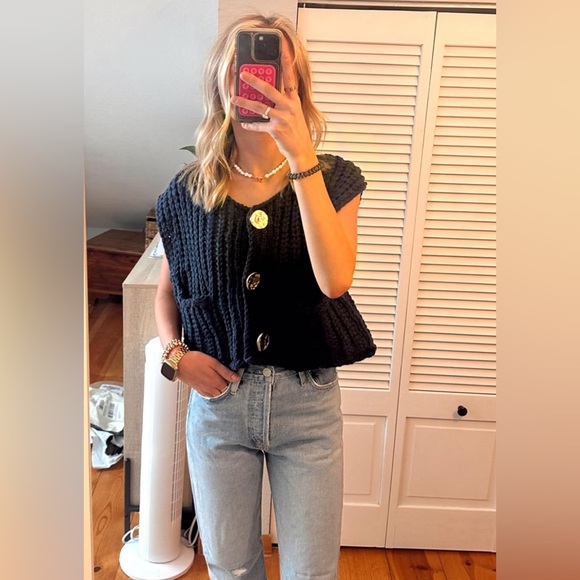 New Sweater Vest Chunky Knit Gold Button Down Sleeveless Knitted Cardigan Po… - Picture 9 of 13